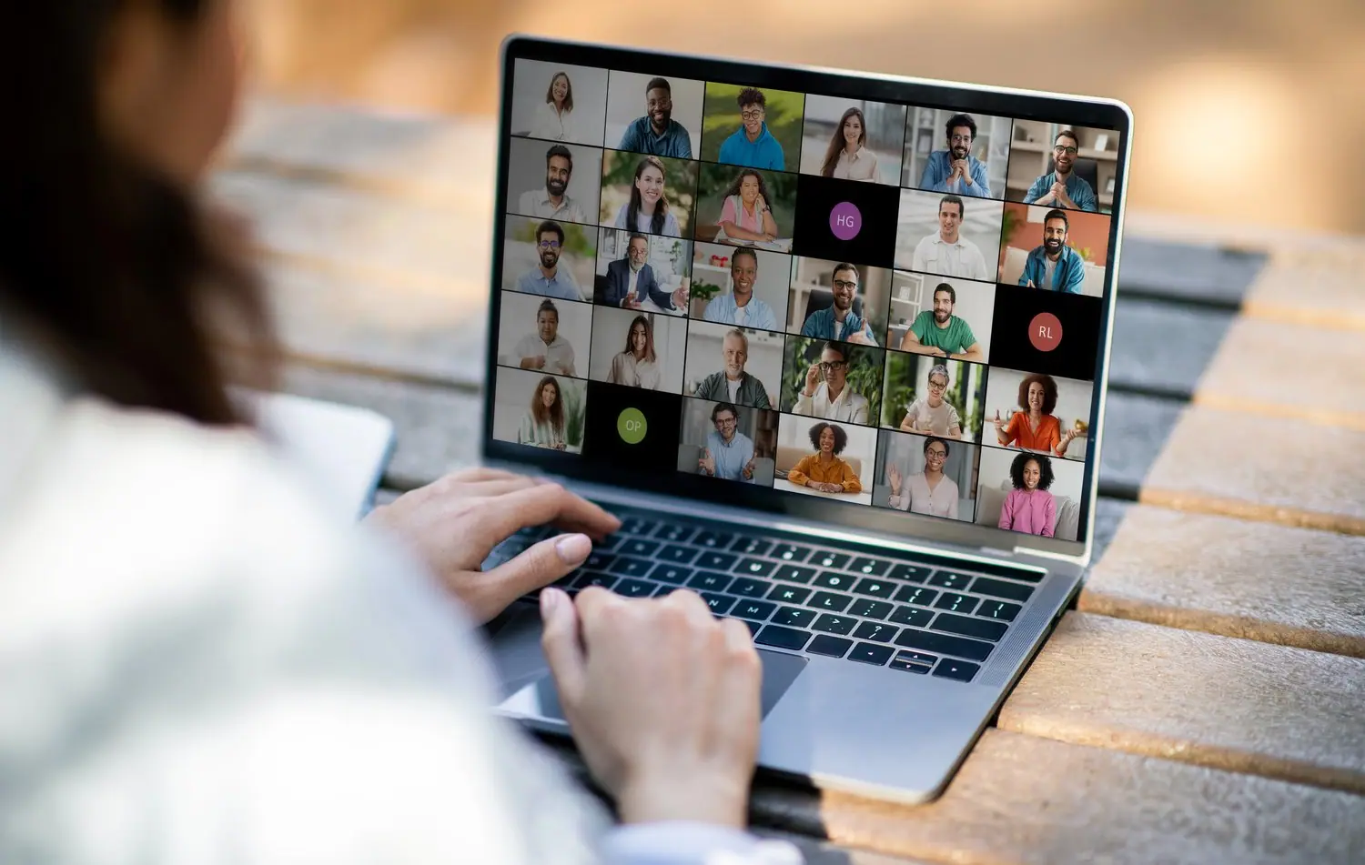 Jak skutecznie prowadzić prezentacje online?